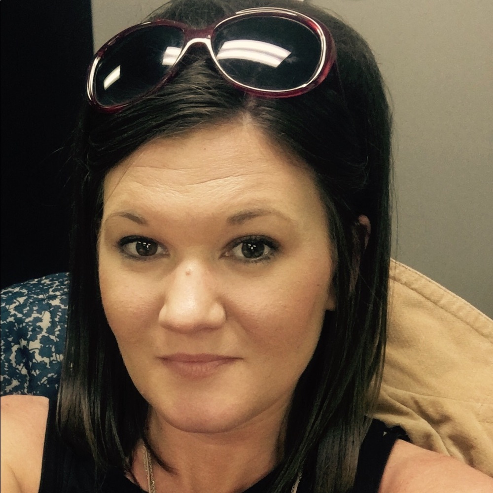 Meet your Posher, Suzanna